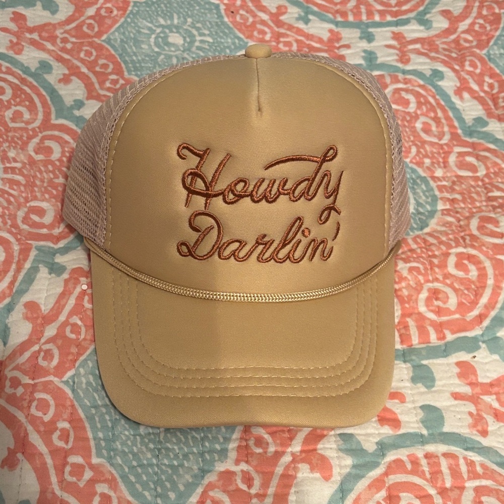 Tan 'Howdy Darlin' Trucker Hat